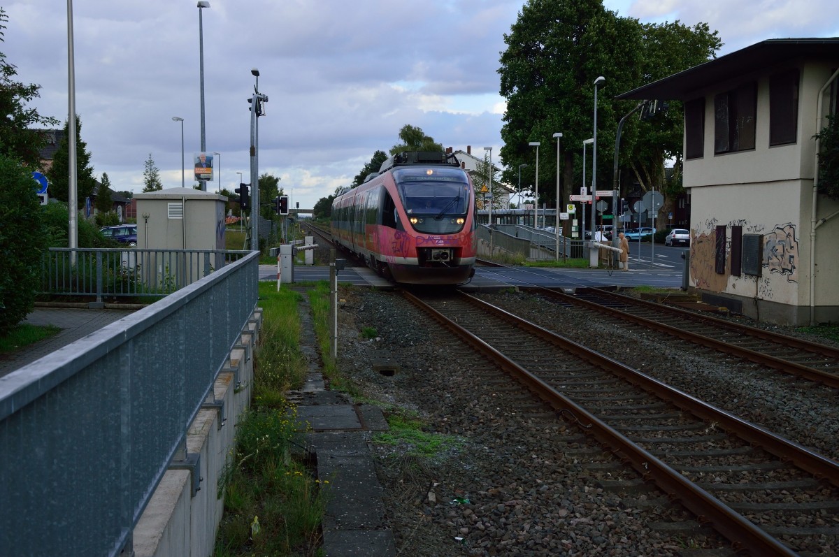 644 053 in Kapellen Erft auf dem Bü Talstraße. 6.9.2015