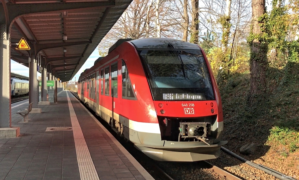 648 268 wartete am 10.11.2021 als RB nach Göttingen in Bad Harzburg auf seine Abfahrt.