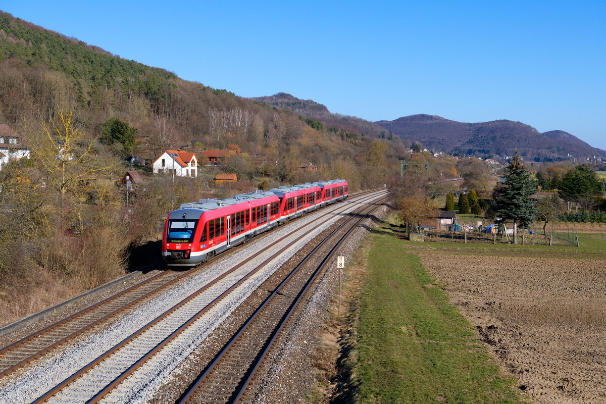 648 322 DB Regio als RB 58522 (Neuhaus (Pegnitz) - Nürnberg Hbf) bei Hersbruck rechts der Pegnitz, 01.03.2021