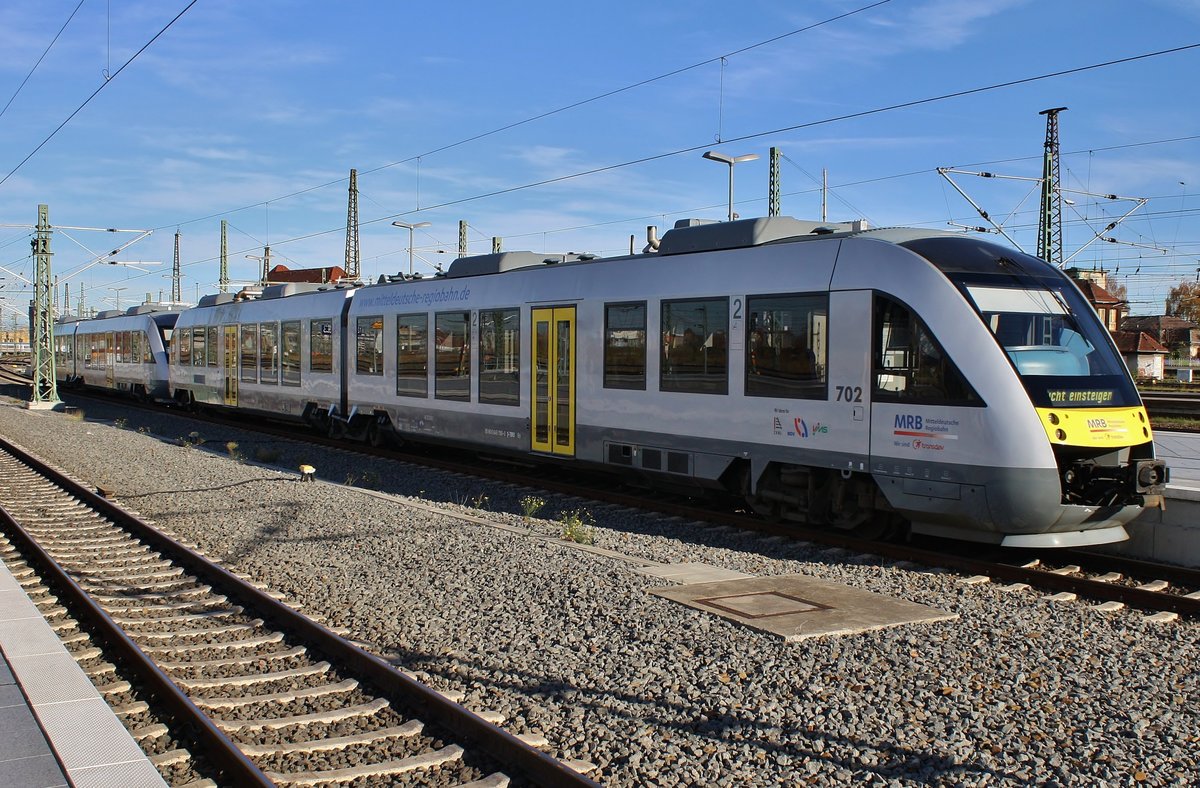 648 796-0 fährt am 12.11.2018 als Leerzug in den Leipziger Hauptbahnhof ein. 