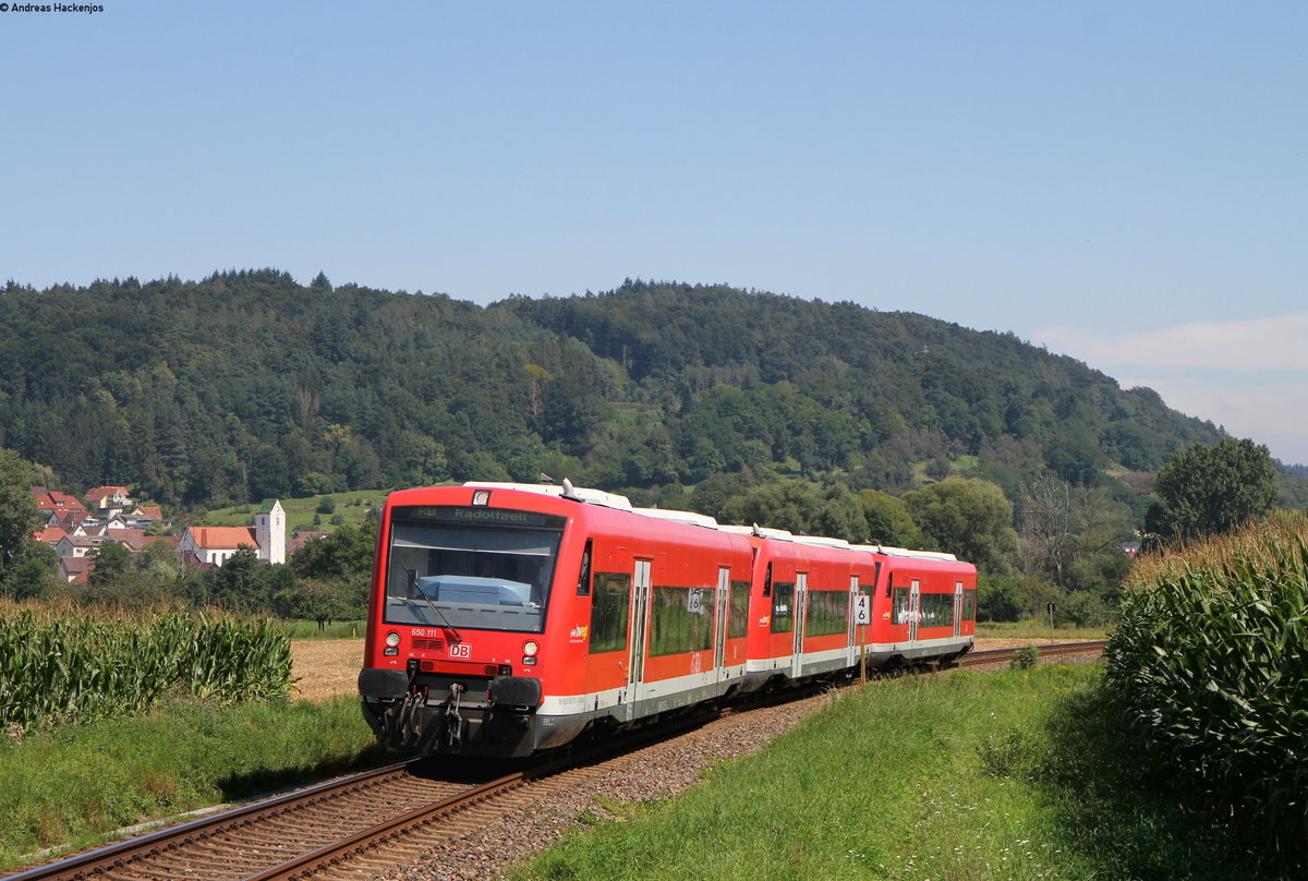 650 111-7; 650 317-0 und 650 017-6 als RB 22768 (Friedrichshafen Stadt-Radolfzell) bei Espasingen 25.8.19