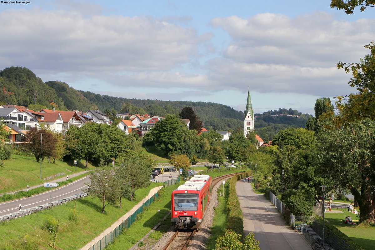 650 114-1 und 650 113-3 als RB 22776 (Friedrichshafen Stadt-Radolfzell) in Sipplingen 21.8.19