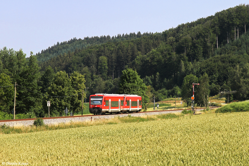 650 325 am 11.07.2015 bei Roßberg.