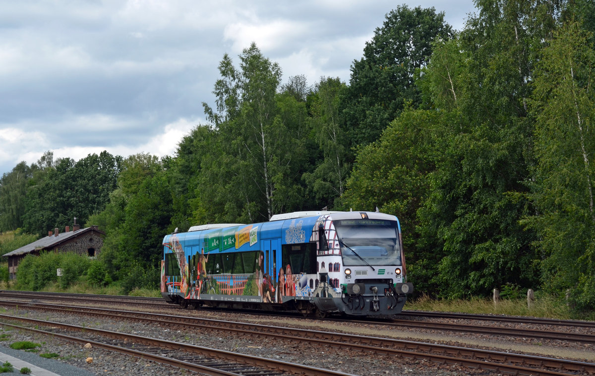 650 564 war am 18.06.18 von Hof aus für die Oberpfalzbahn nach Marktredwitz über Cheb unterwegs.Hier passiert der Triebwagen der Vogtlandbahn Oberkotzau.