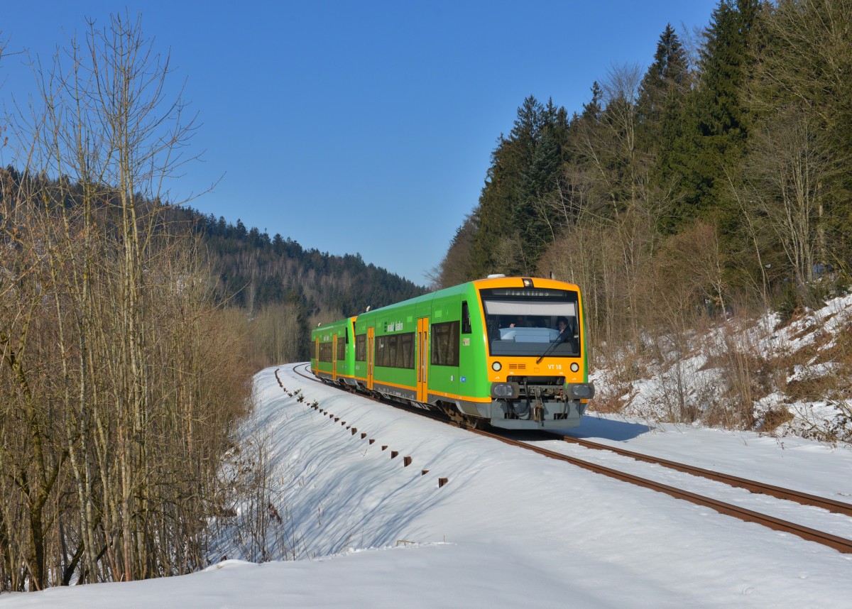 650 653 (VT 18) + 650 652 (VT 17) als WBA 83928 am 17.02.2015 bei Gotteszell. 