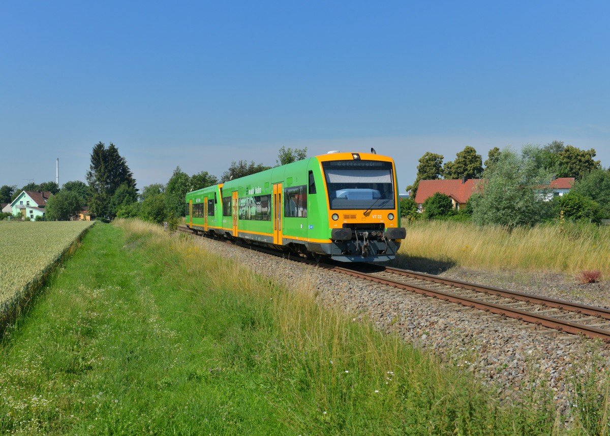 650 657 (VT 22) + 650 651 (VT 16) als WBA1 nach Gotteszell am 03.07.2015 bei Pankofen. 