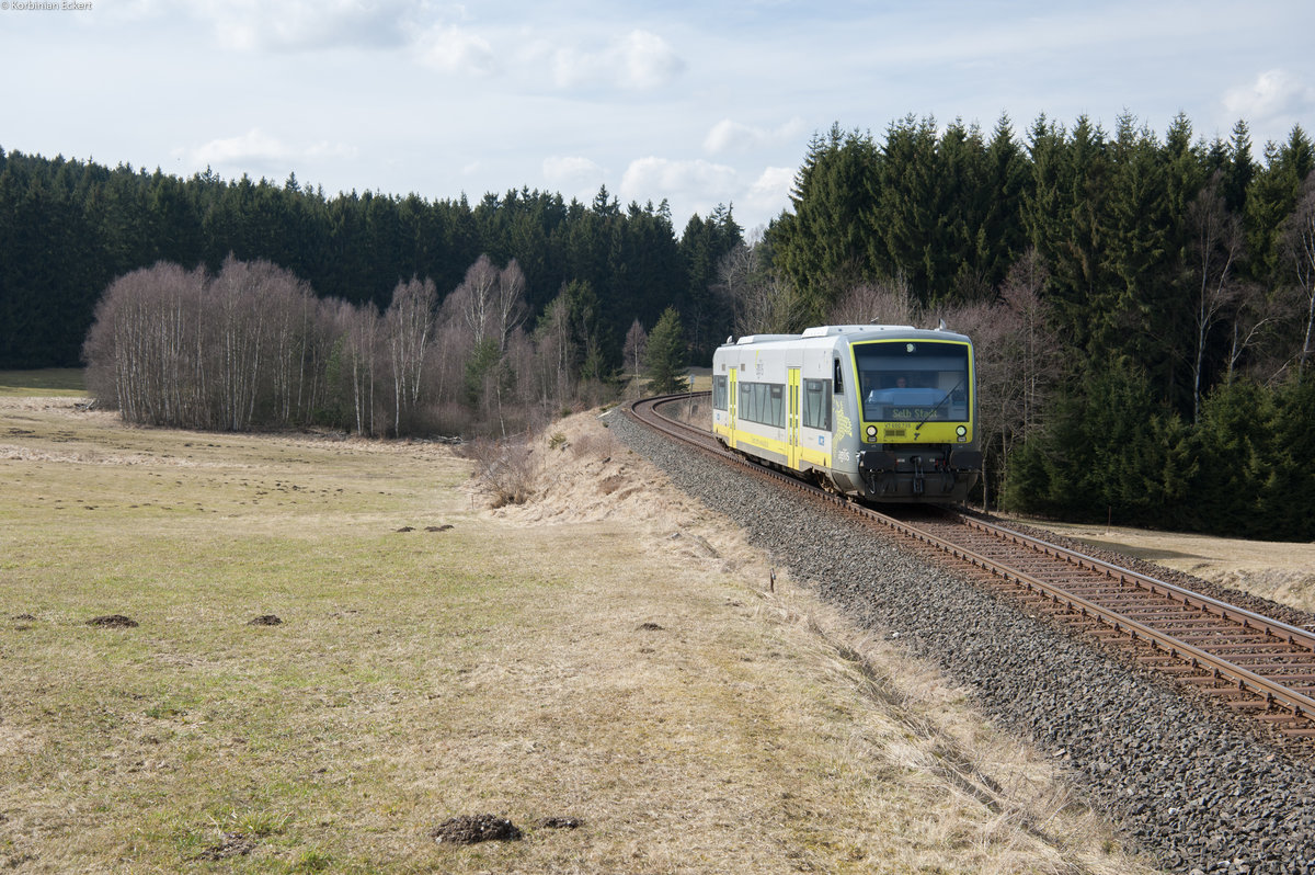 650 735 als ag 84415 von Hof Hbf nach Selb Stadt bei Schönwald, 30.03.2018