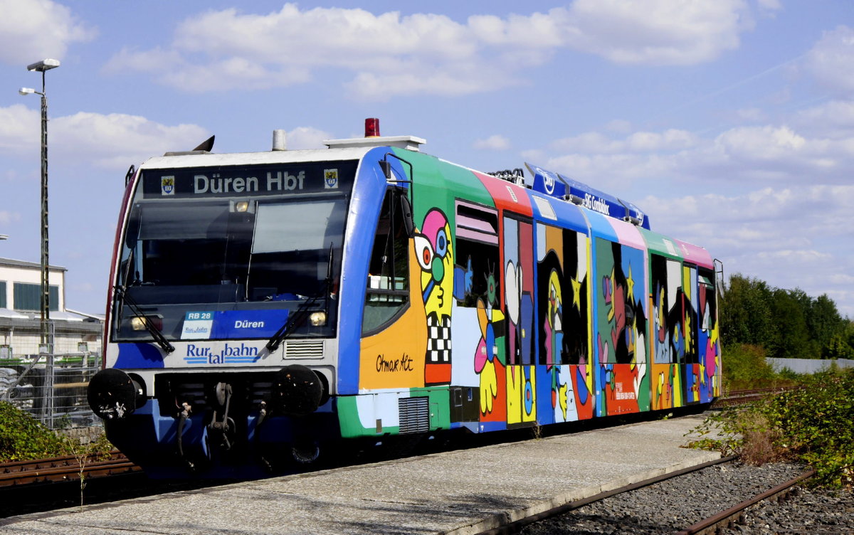 654 008 der Rurtalbahn als Eifel-Börde-Bahn RB 28 in Zülpich, 11.8.18.