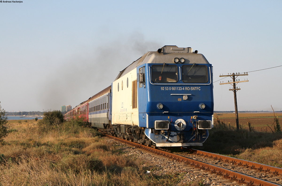 66 1133-4 mit dem R 8802 (Mangalia-Constanta) bei Costinesti 28.8.17