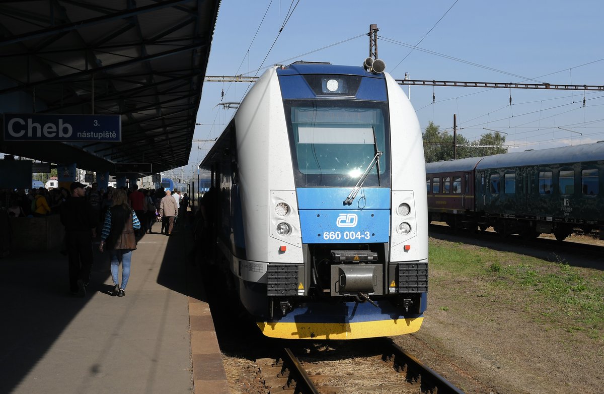 660 004 am 24.09.16 zum Tag der Eisenbahn in Cheb/Eger