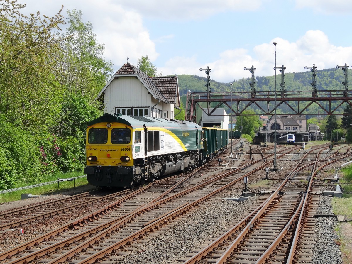 66001 [9251 3 650 000-4 PL-FPL] an der Schotterverladung von Telge & Eppers (Bad Harzburg, 07.05.2015)