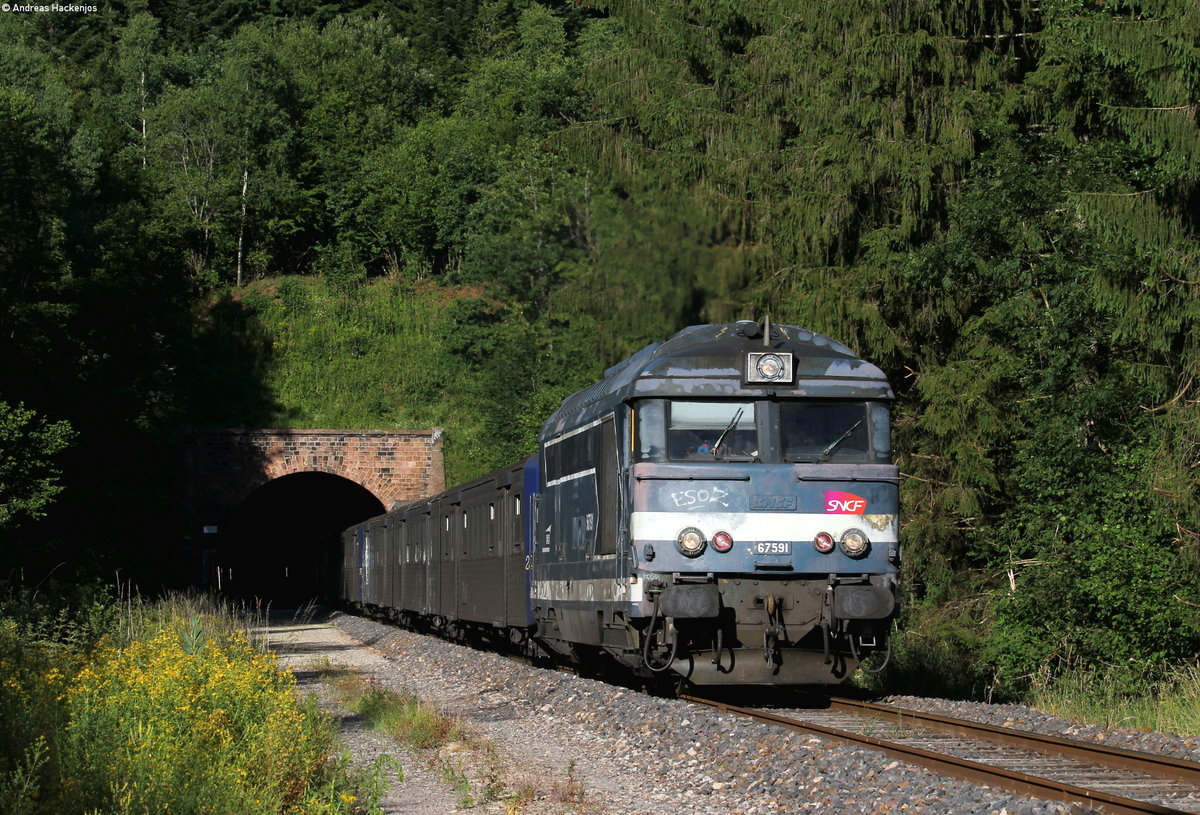 67591 mit dem TER31879 (St Dié des Vosges-Rothau) bei Colroy-la-Grande 5.7.19
