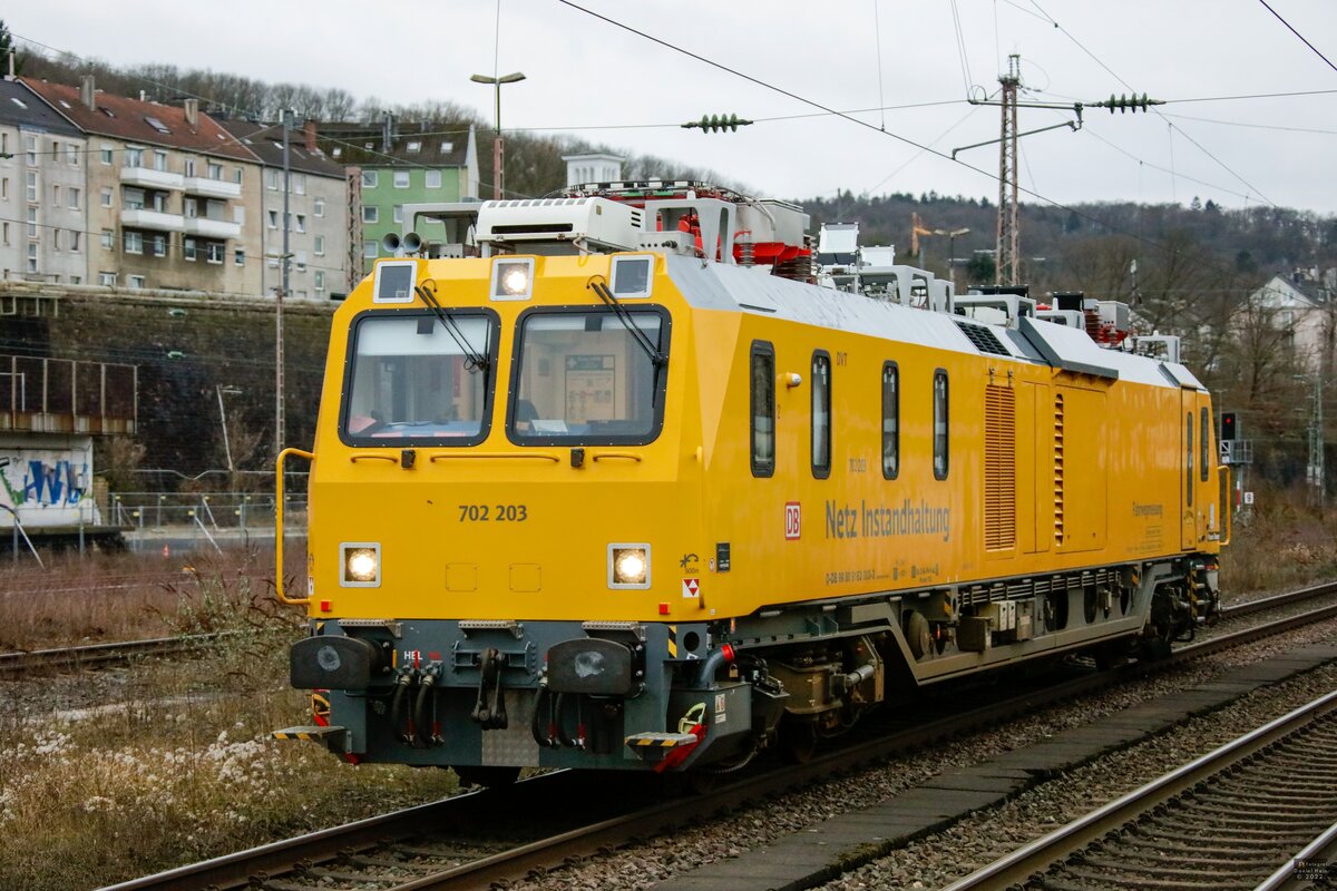 702 203 DB Netz Instandhaltung in Wuppertal, Februar 2022.