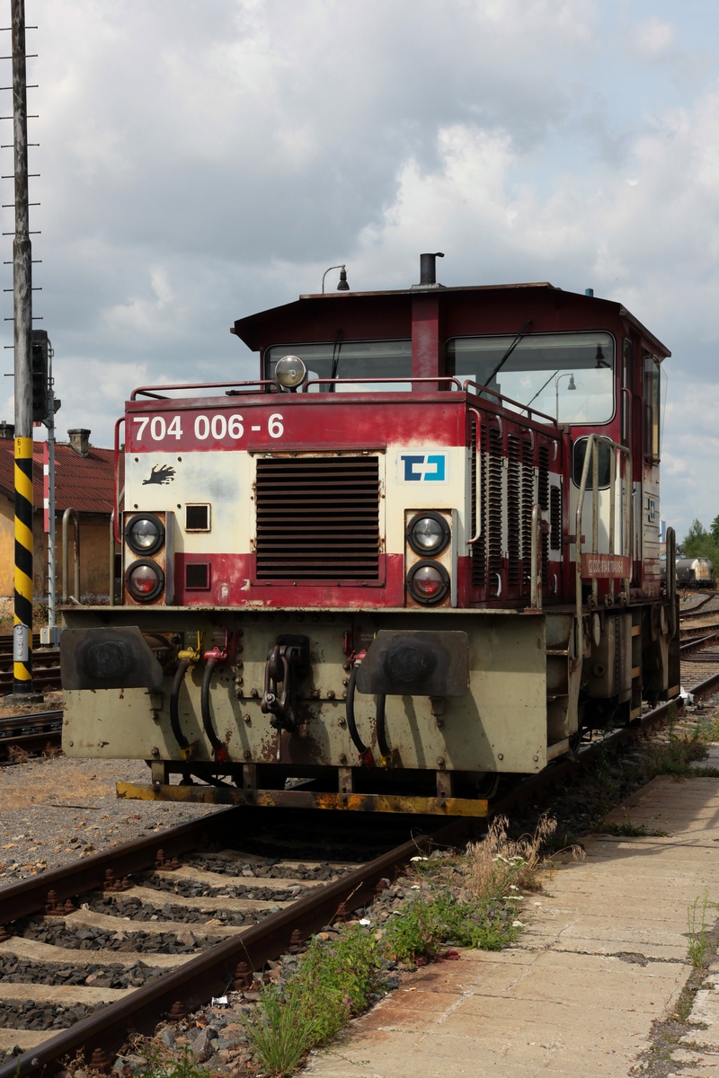 704 006 am 22.07.2019 im Bf Rakovník