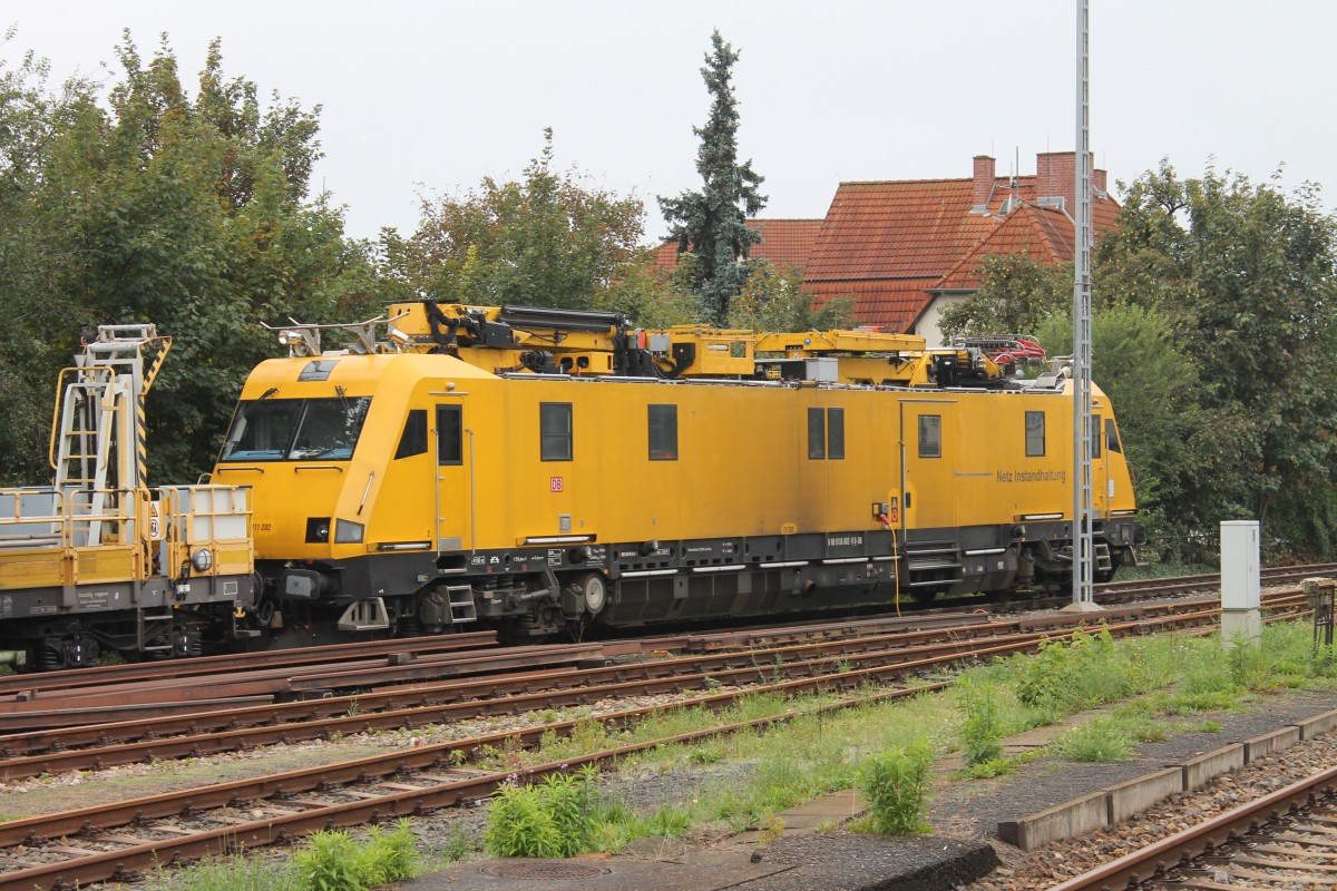 711 202 am 13. September im Bahnhof Weimar.