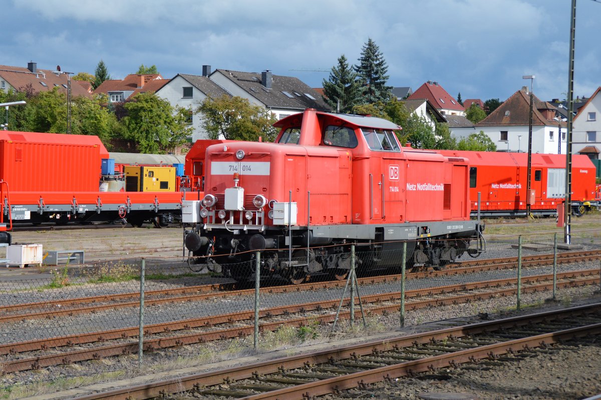 714 014 von DB Netz Notfalltechnik (ex 212 271-1) ist am 09.09.2017 am Werk Fulda abgestellt.