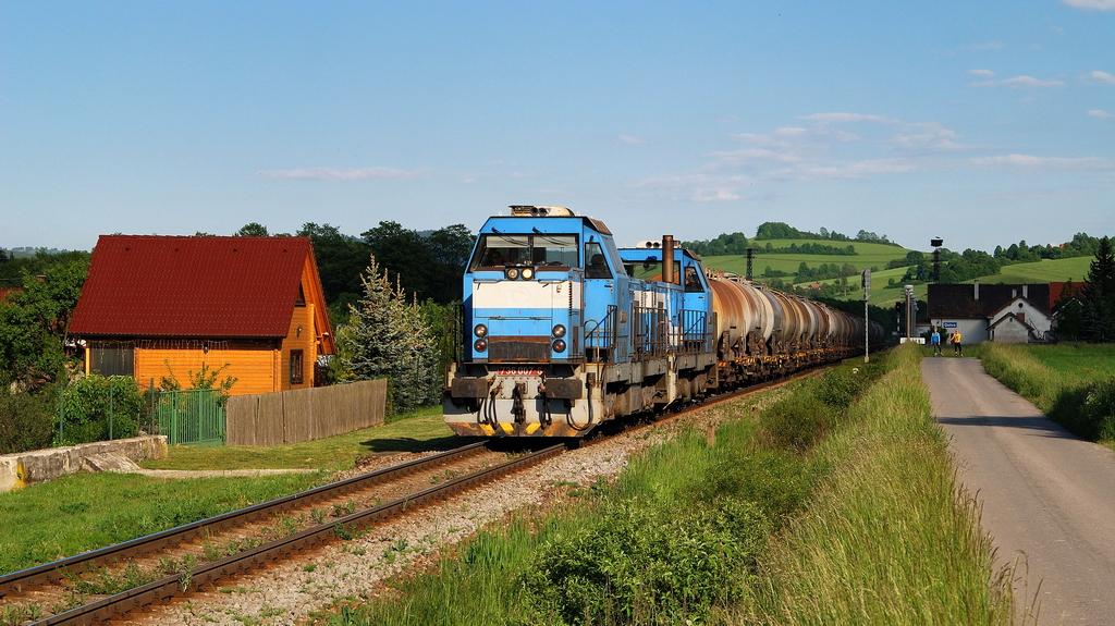 736 007 mit Kesselzug in Detva (20.05.2014)