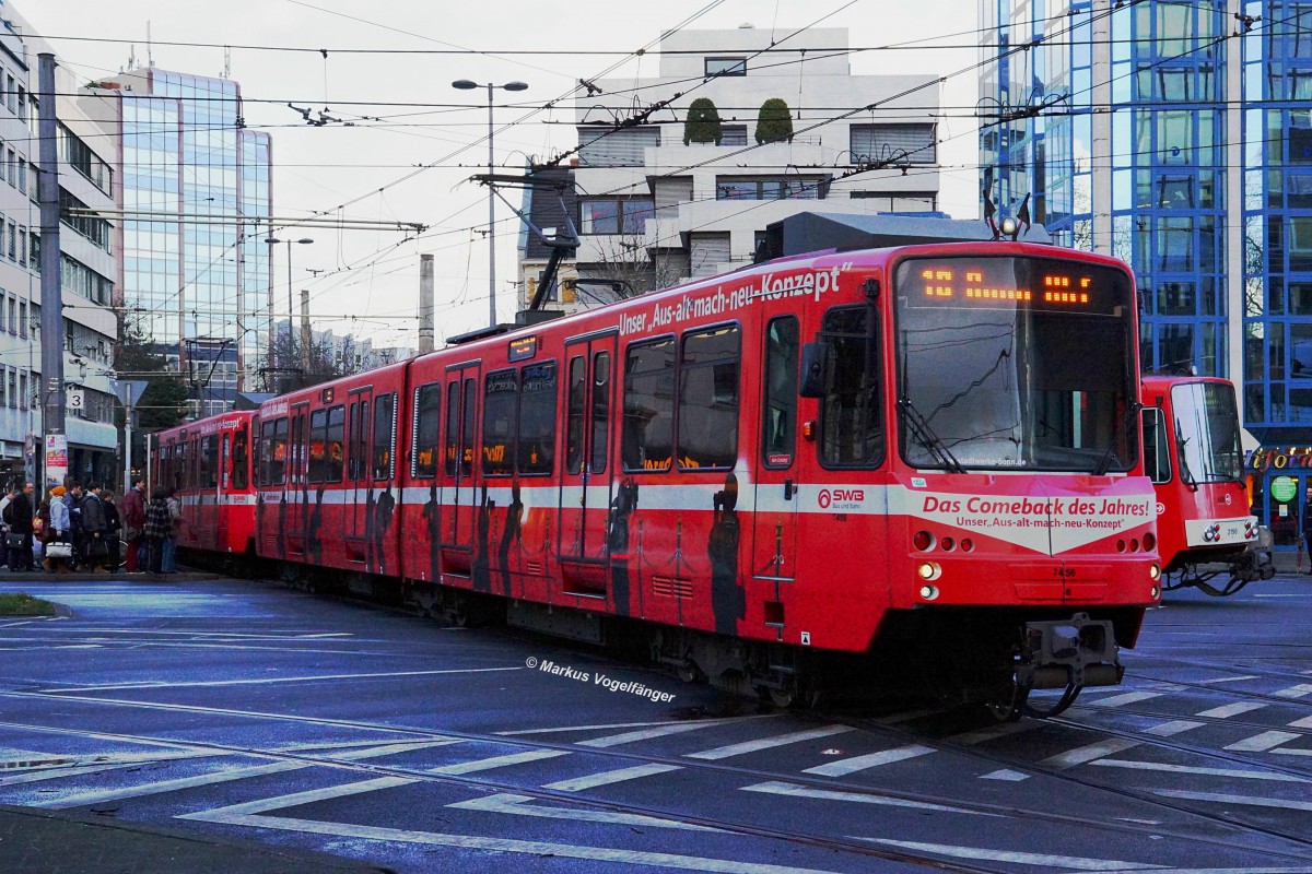 7456 auf dem Barbarossaplatz am 21.02.2014.