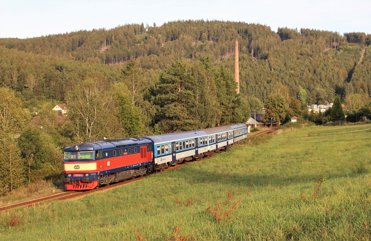 749 121-0 mit Sp 1597 zu sehen am 13.09.20 bei Jince.