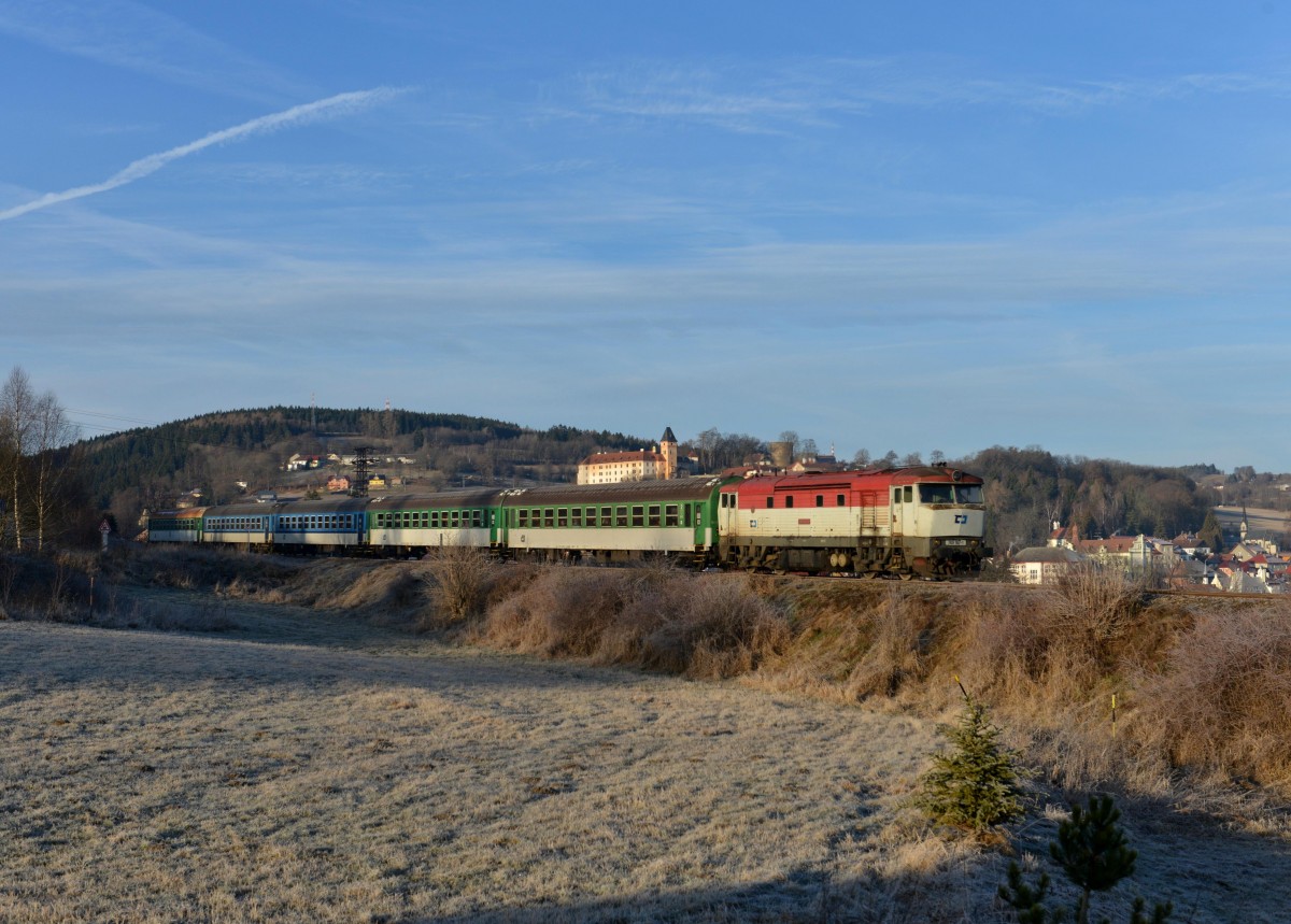 749 187 mit einem Sonderzug am 31.12.2013 bei Vimperk.