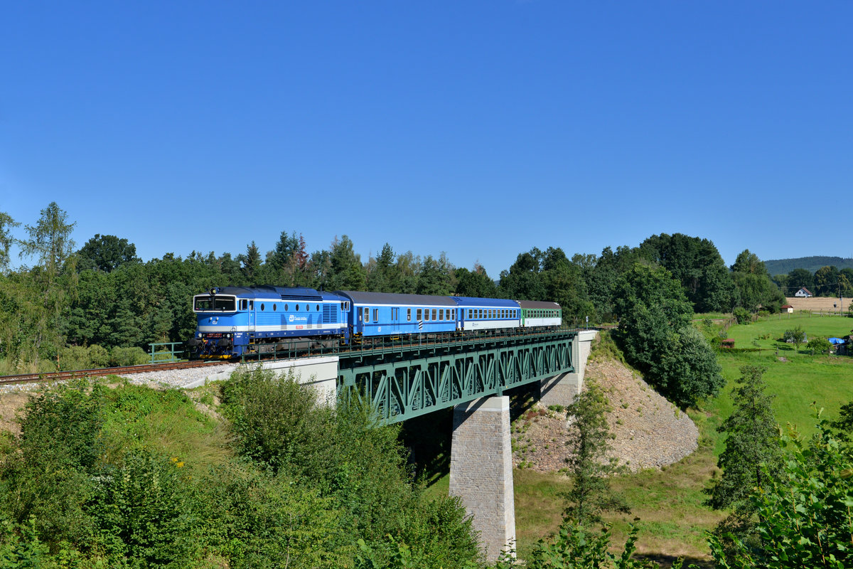 750 713 mit einem Os am 08.08.2016 bei Holubov. 