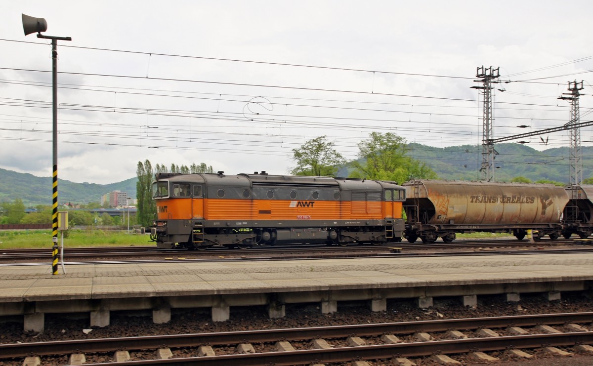753 708 der Advanced World Transport, a.s. (AWT) auf der fahrt in Richtung Bad Schandau. Aufgenommen am 06.05.2015 in 	Decin hl.n.