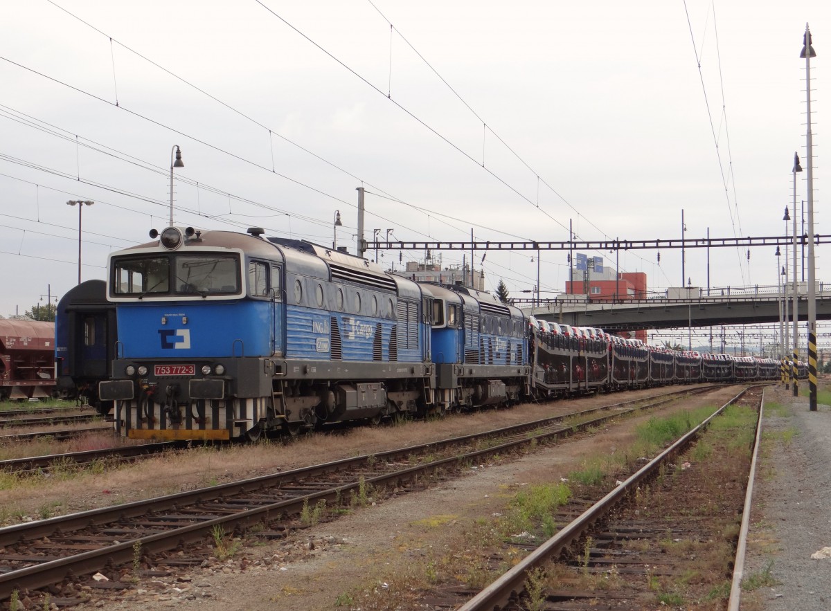 753 772-3 und 753 771-5 zu sehen am 24.08.14 in Plzeň hlavní nádraží.