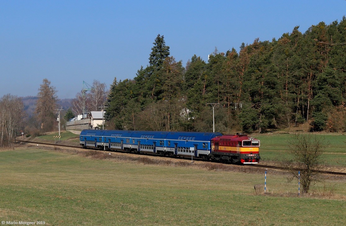 754 044-6 am Os 9055 bei Kamenný Přívo, 23.03.2019