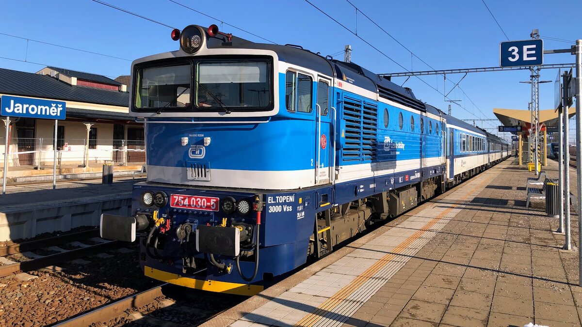754.030-5, CZ-ČD, ve stanici Jaroměř 19.1.2025