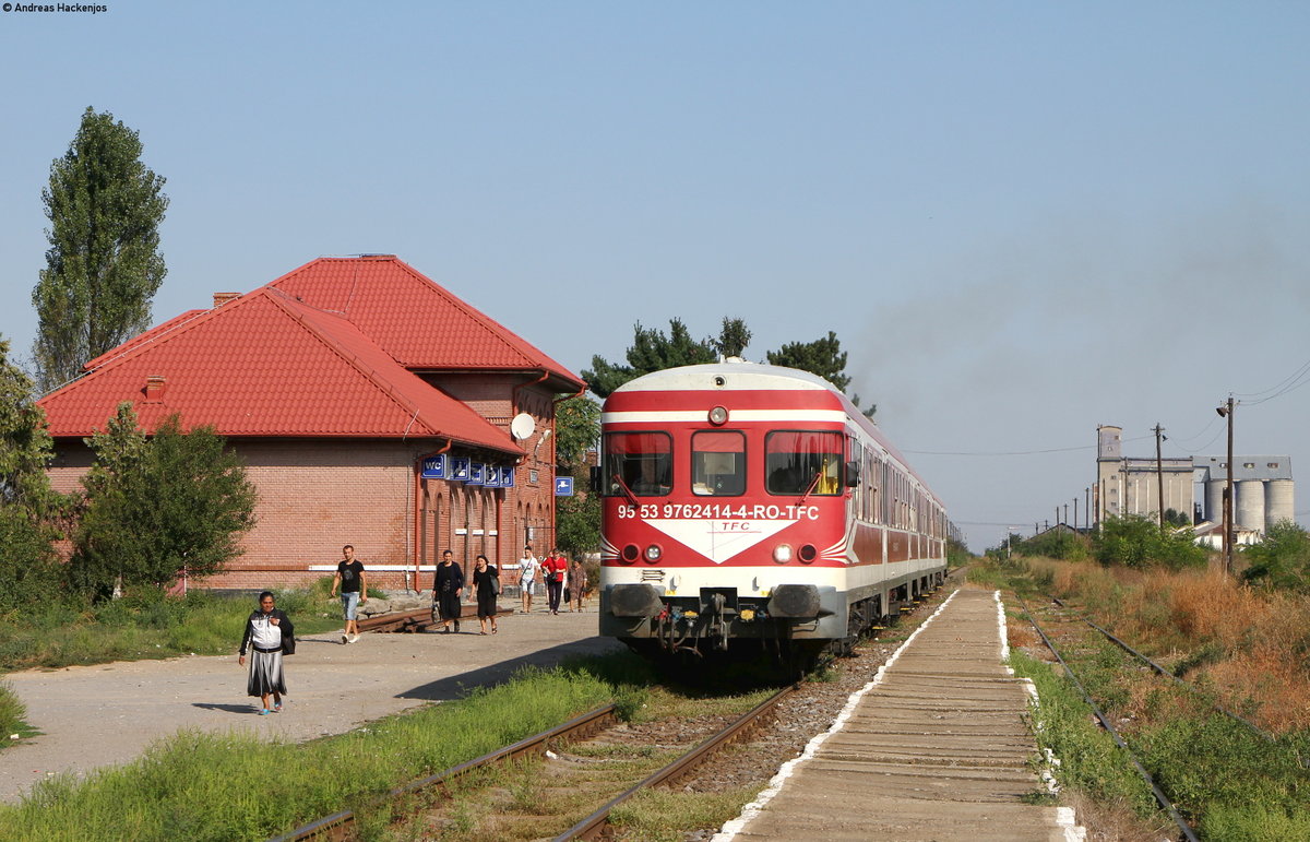 76 2414-4 als R 15185 (Titan Sud h.m.-Oltenita) in Budesti 1.9.17