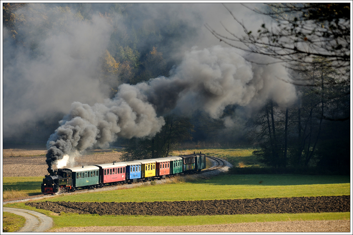 764.411R am 26.10.2015 kurz vor Kraubath.