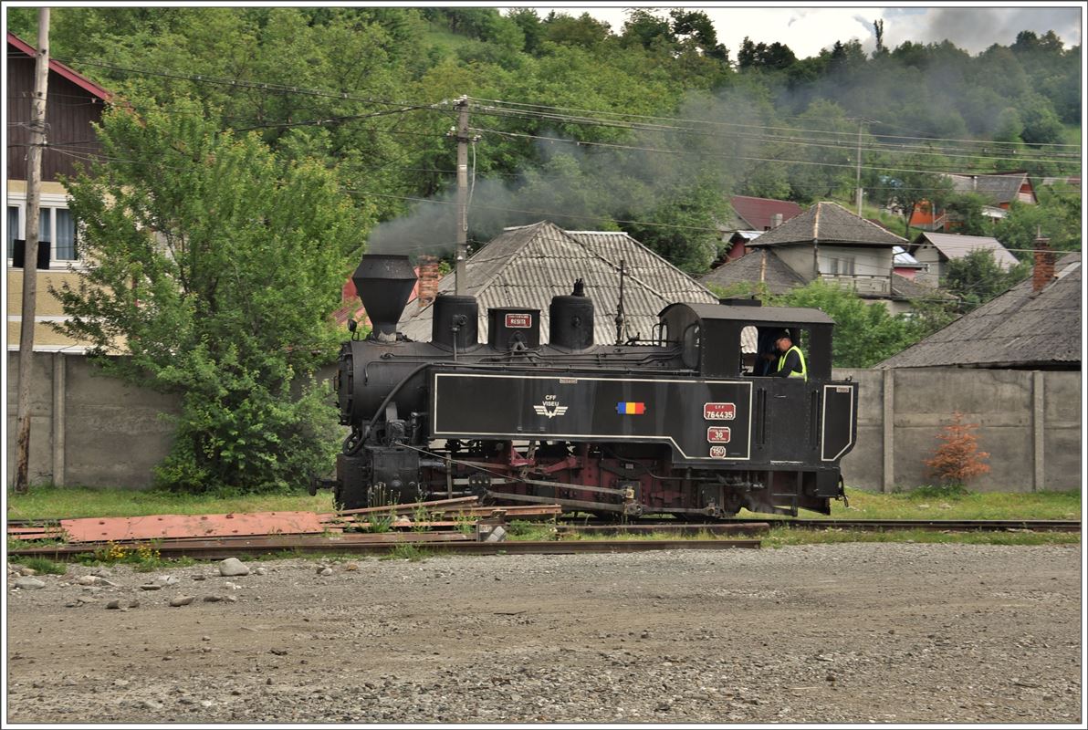 764.435  Bavaria  fährt zurück ins Depot von Viseu de Sus. (11.06.2017)