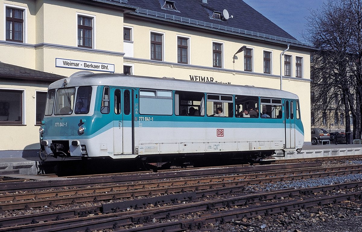 771 041  Weimar Berkaer Bhf  08.03.97
