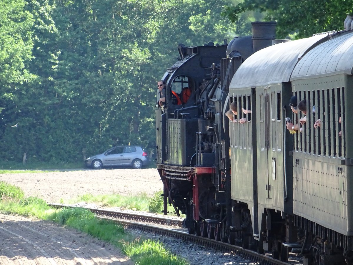 78 468 mit dem Teuto-Express bzw. Pingel-Anton Osnabrück Hbf -> Mettingen auf der Tecklenburger Nordbahn. Aufgenommen am 21.05.2018