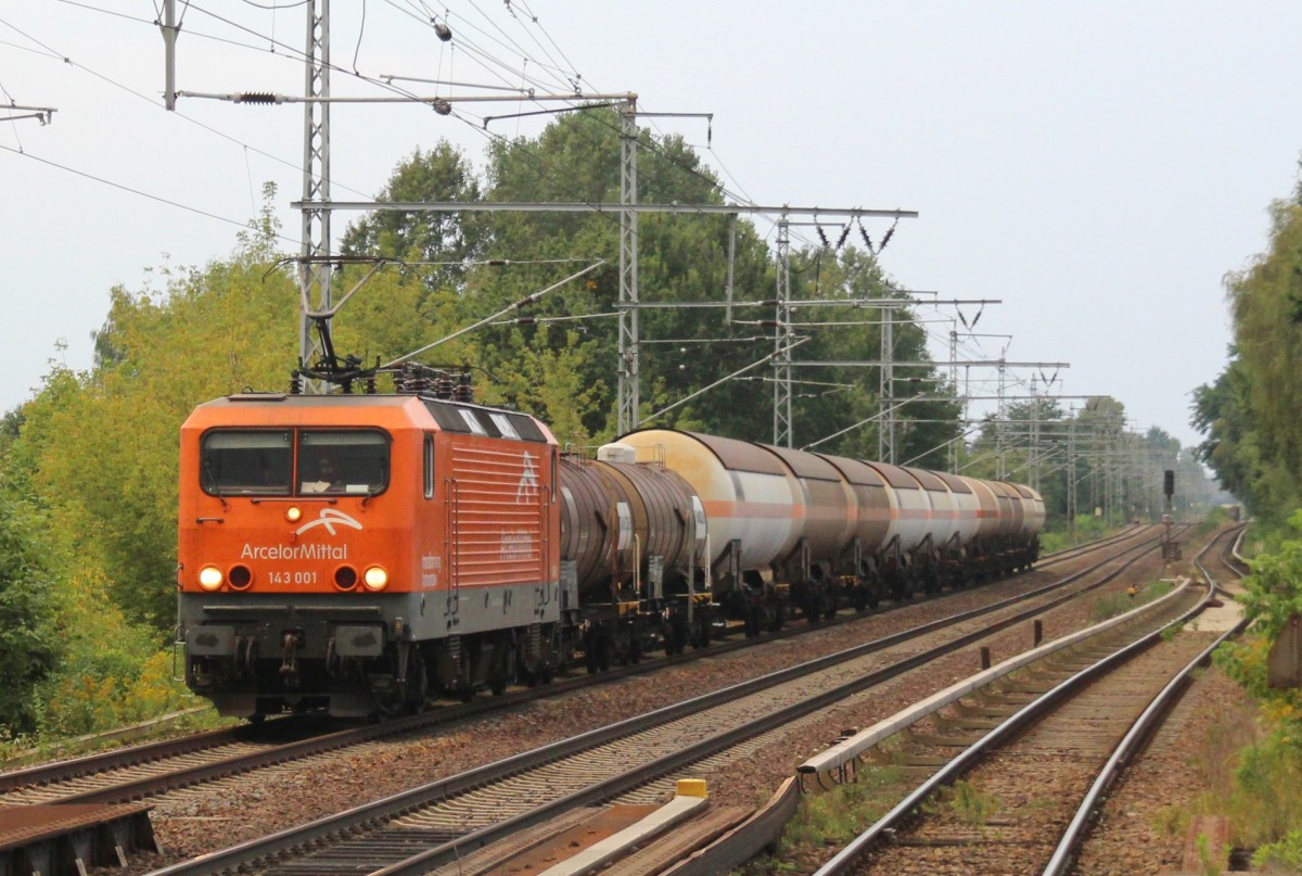 7.9.2014 Zepernick. 143 001 unterwegs nach Stendell