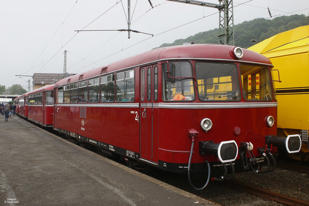 796 784-6 AKE Schienenbus VT98 in Altenbeken, am 02.07.2017.