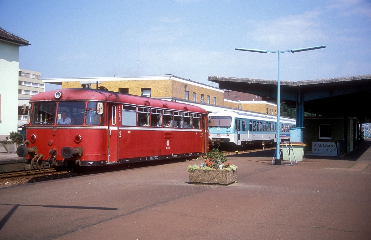 798 673 + 628 304  Landau  16.08.89