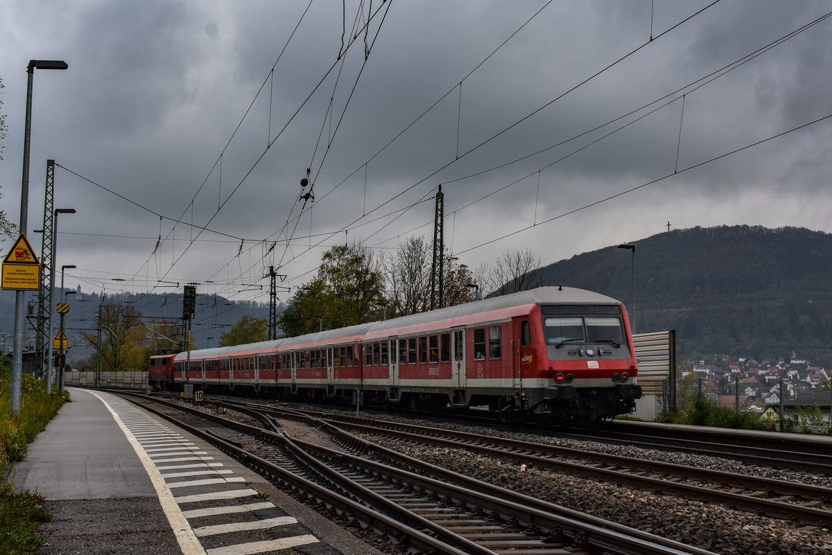 80-35 155 am Zugschluss der RB nach Ulm Hbf, 29.10.19 in Geislingen(Steige) West