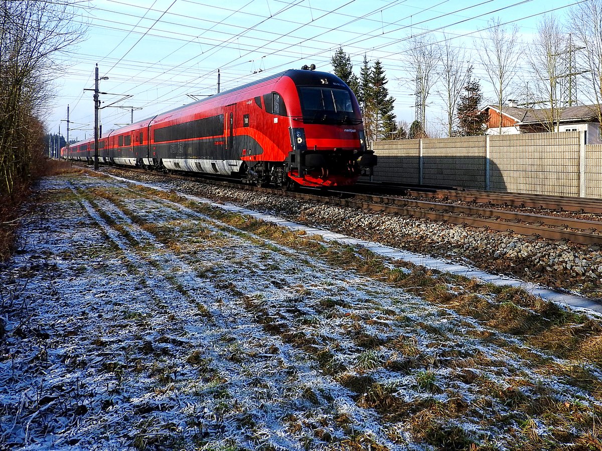 80 90 760-7 Afmpz bzw. Steuerwagen voraus, RJ545, bei Timelkam; 170102