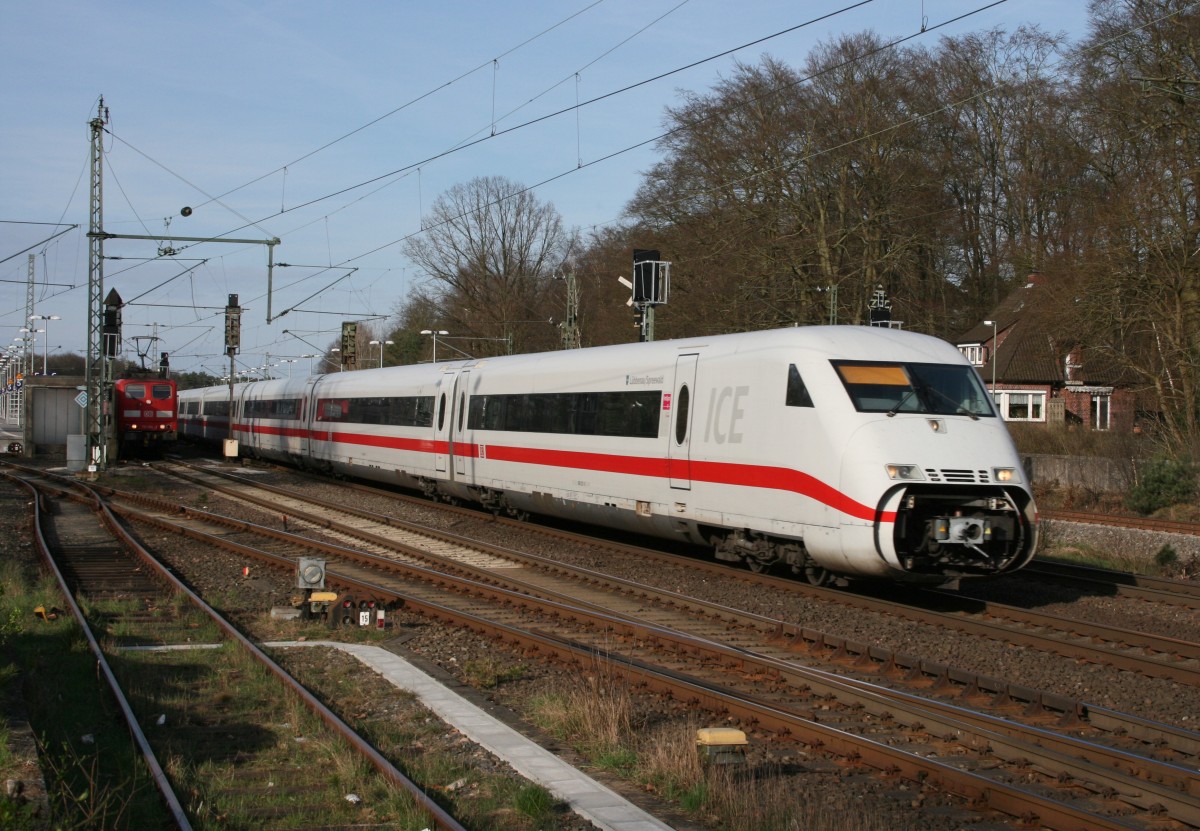 808 021 als ICE 683 (Hamburg-Altona–Mnchen Hbf) am 12.04.2015 in Unterl