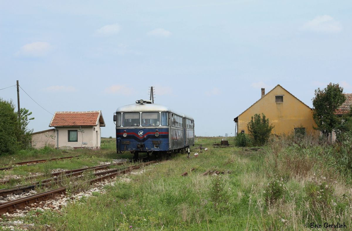 814 307 und 812 307 am 23.08.14. in Banatsko Milosevo.