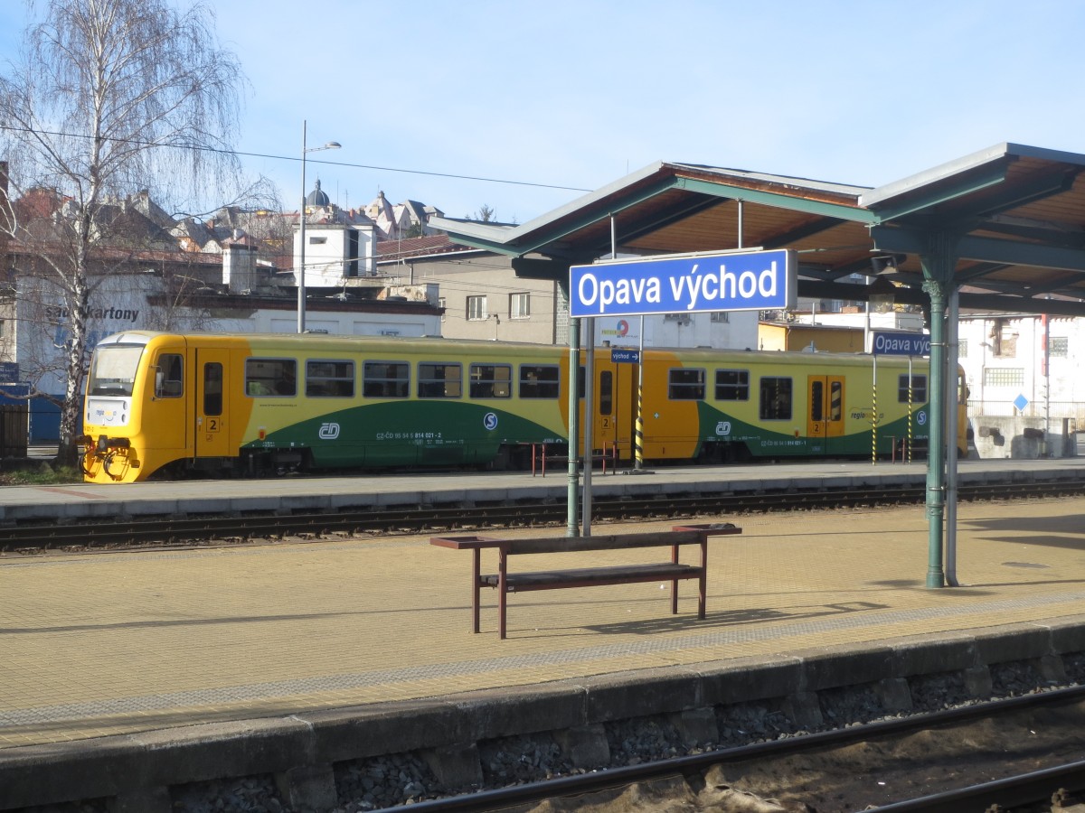 814/914 021-1 am 02.03.2014 im Kopfbahnhof Troppau Ost (Opava vychod)