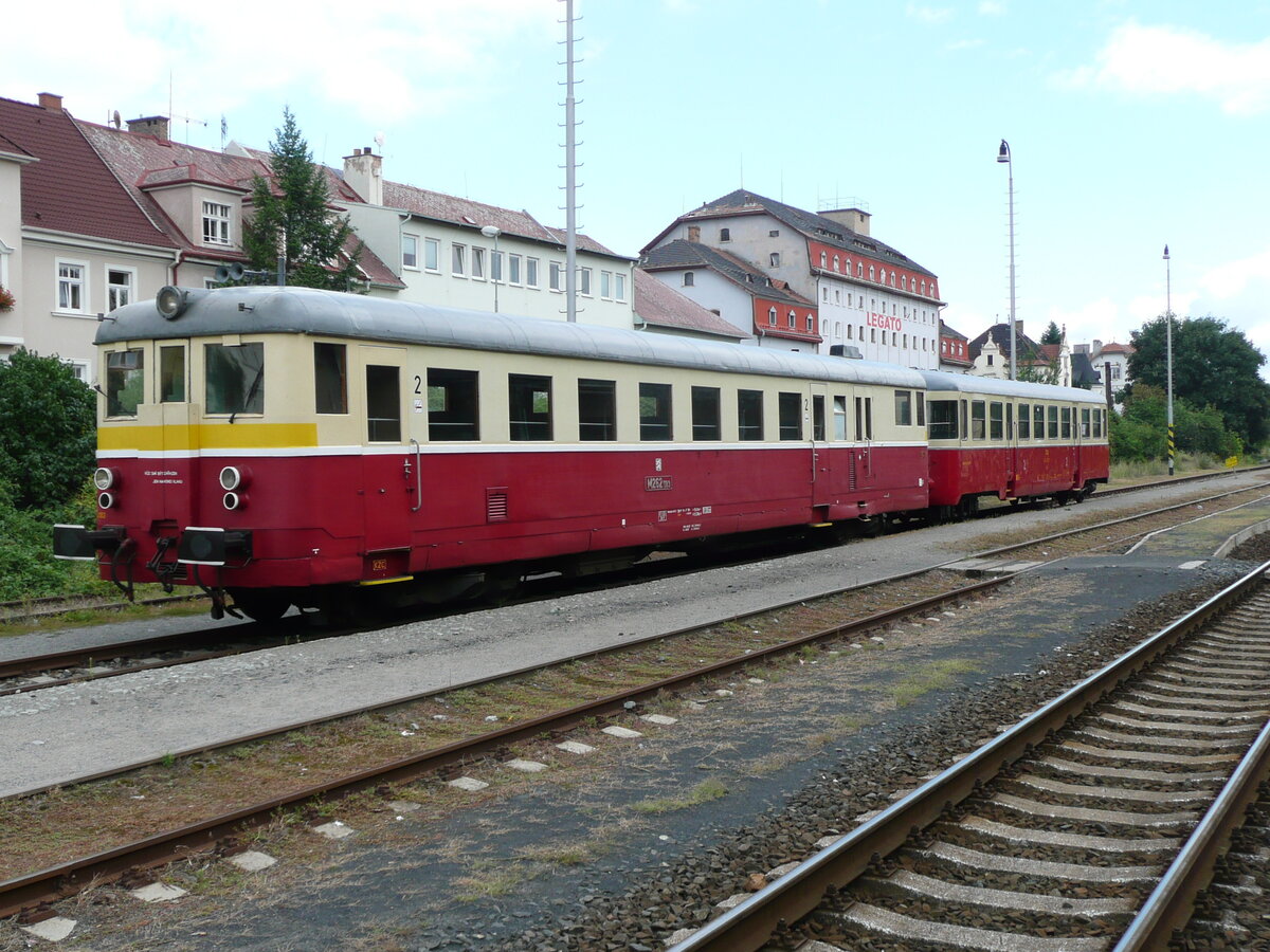 831.183 der KŽC Doprava im Bahnhof Litoměřice horni nádraži, fotografiert am 11.08.2012