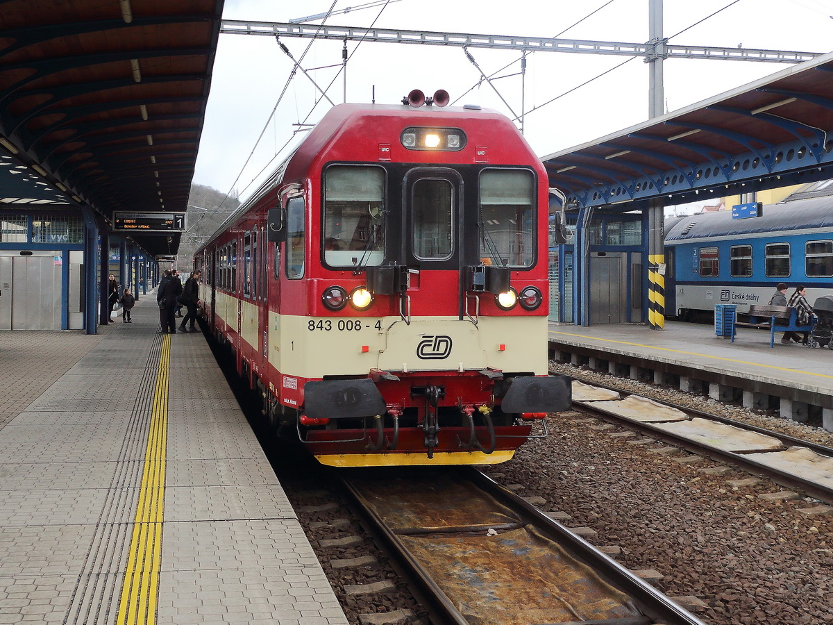 843 008-4 im Bahnhof Usti nad Labem hl.n. am 01. März 2020.