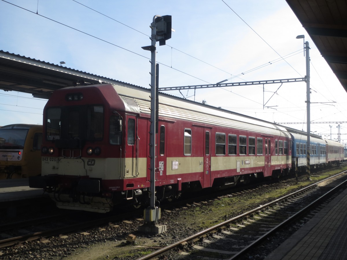 843 062-6 im Kopfbahnhof Troppau Ost (Opava vychod). Foto vom 02.03.2014