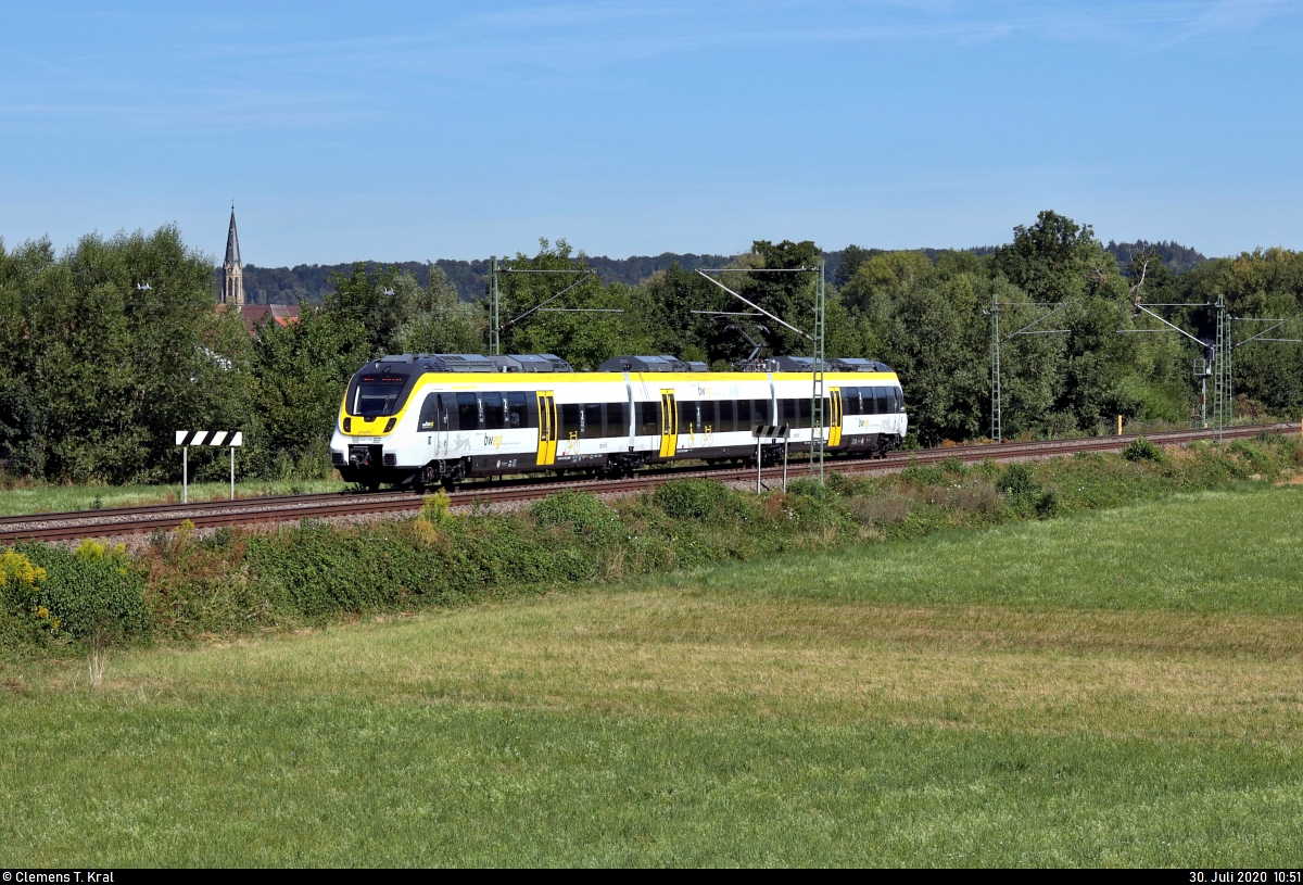 8442 108 (Bombardier Talent 2) der Abellio Rail Baden-Württemberg GmbH als verspätete RB 19643 (RB17c) von Bruchsal nach Mühlacker fährt in Helmsheim auf der Bahnstrecke Bietigheim-Bissingen–Bruchsal (Westbahn (Württemberg) | KBS 770).
[30.7.2020 | 10:51 Uhr]