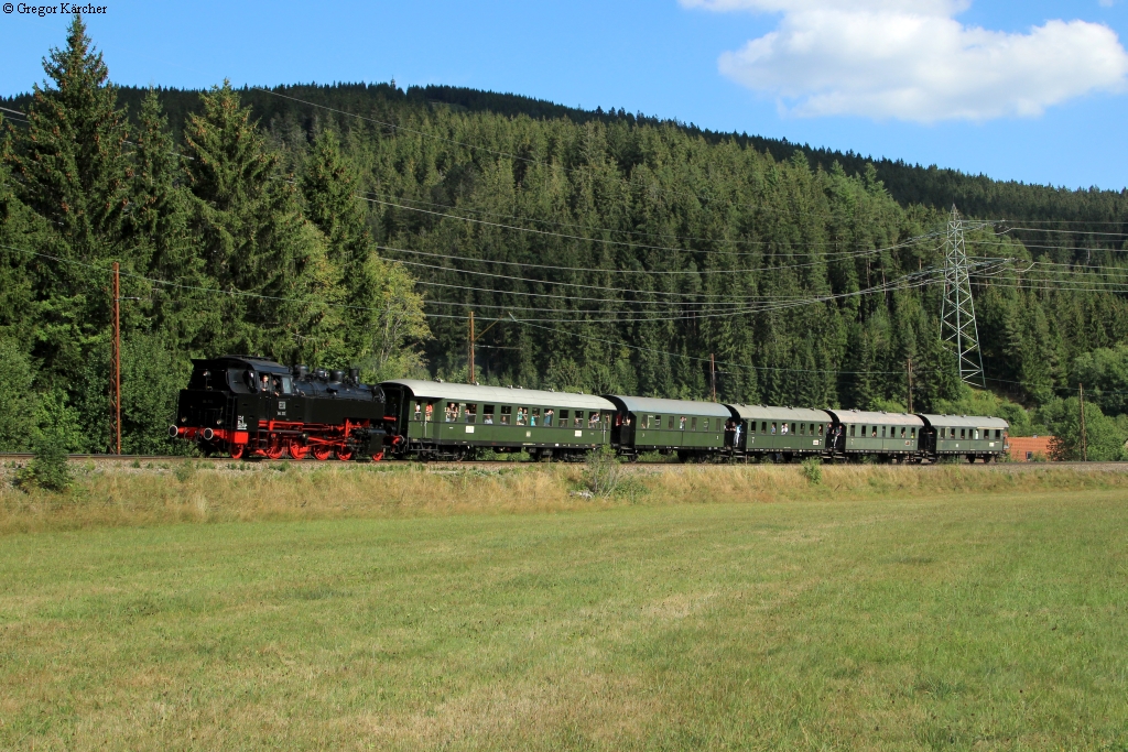 86 333 bei Titisee, 22.08.2015.