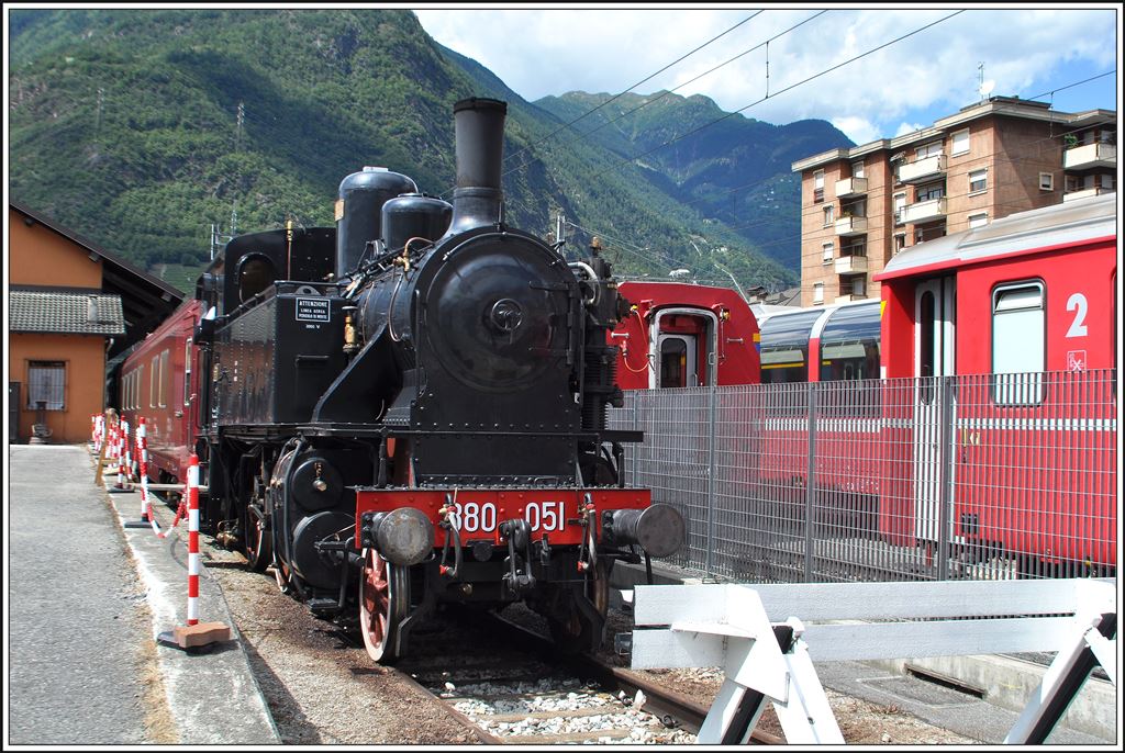 880 051 in Tirano. (21.08.2014)