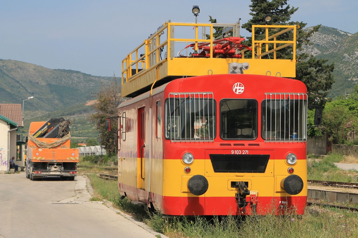 9 103 271 auf Bahnhof Kaštel Stari am 17-5-2015.