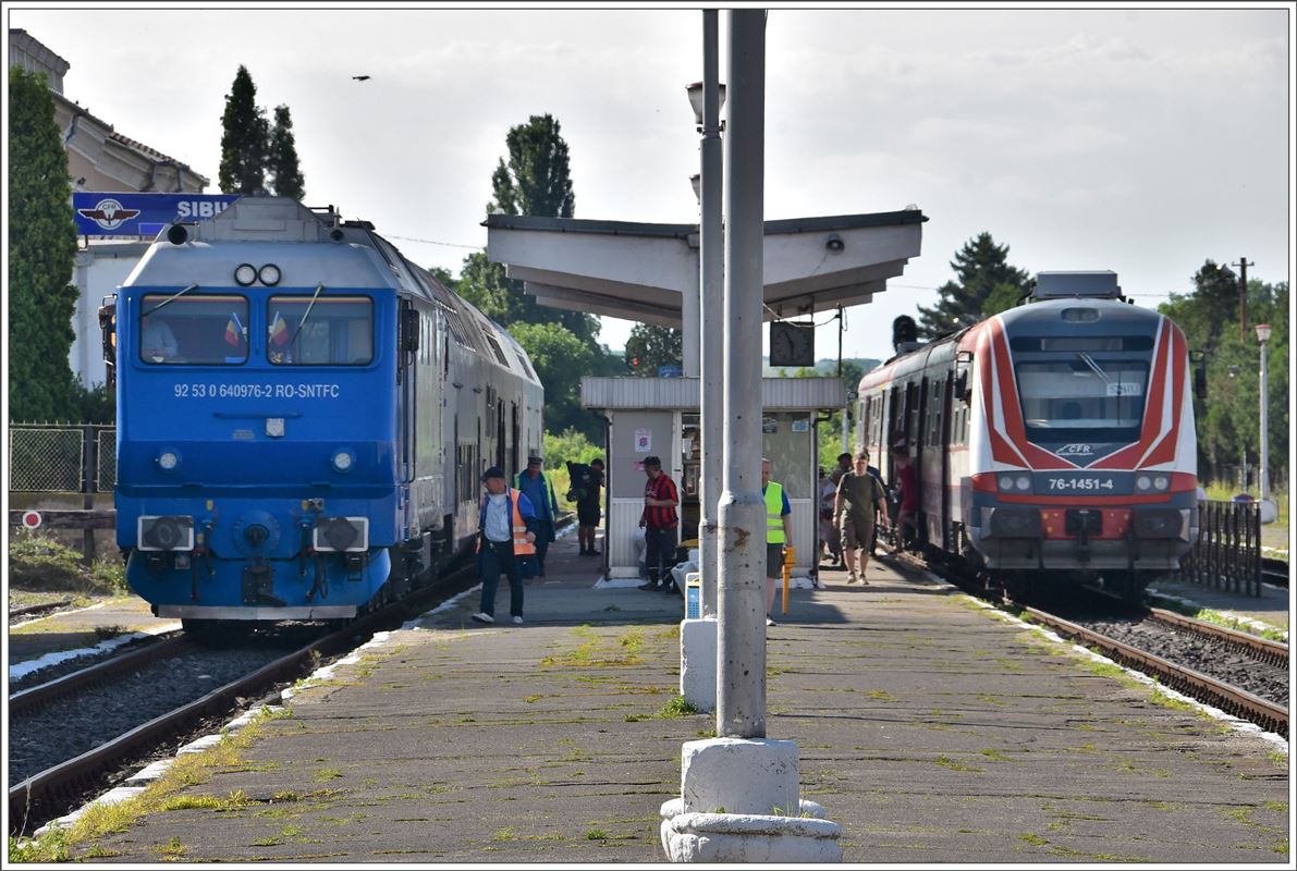 92 530 640976-2 und 76-1451-4 in Sibiu. (16.06.2017)